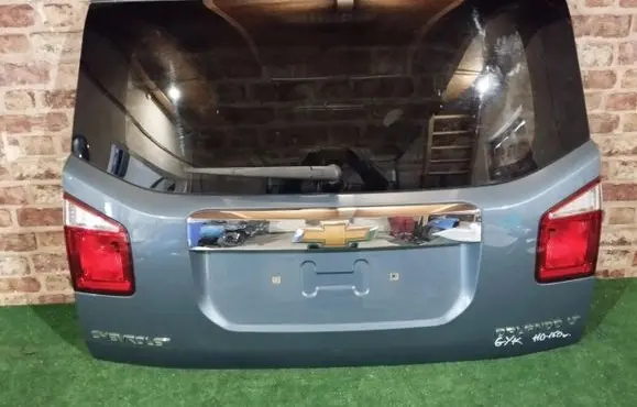 Chevrolet Orlando Tailgate/trunk/boot lid