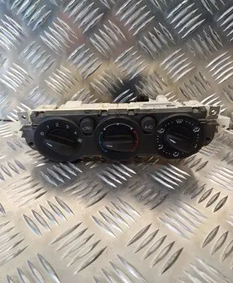 Ford Focus Climate control unit 3M5T19980AD 69607320