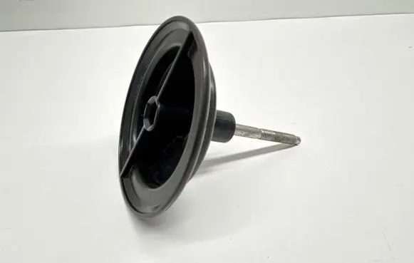 Ford Focus Spare wheel bolt 