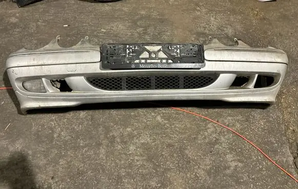 Mercedes-Benz E W210 Front bumper