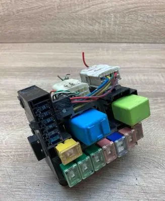 Opel Signum Fuse module 72543034