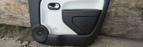 Renault Twingo III Front door card panel trim 156072851