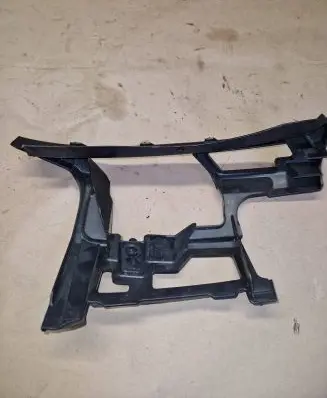 Volkswagen Golf VI Front bumper mounting bracket 5K0807723B
