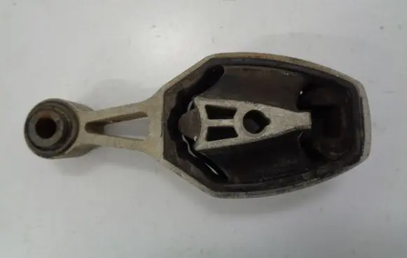 Opel Crossland X Gearbox mount 9815650580