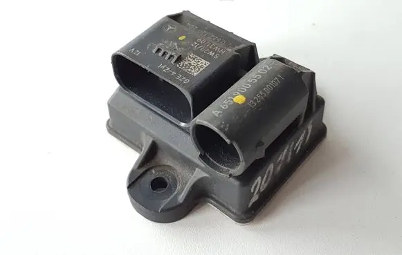 Mercedes-Benz E C207 W207 Glow plug pre-heat relay A6519005502 13255001071