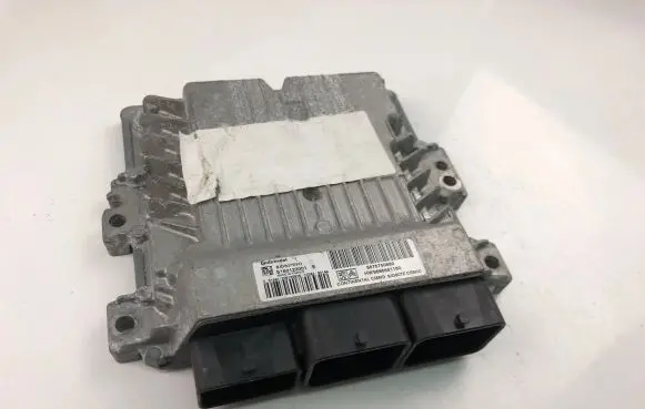 Peugeot 508 II Engine control unit/module ECU 9676760880 S180123001E