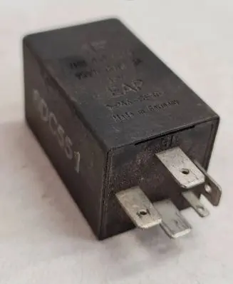 Volkswagen Golf IV Other relay 7M0959627A 95VW18704BA