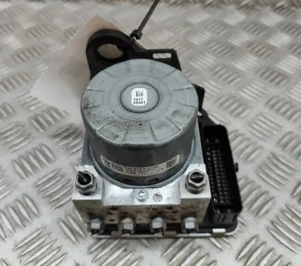 Volkswagen Tiguan ABS Pump 5Q0614517GB 5Q0614235
