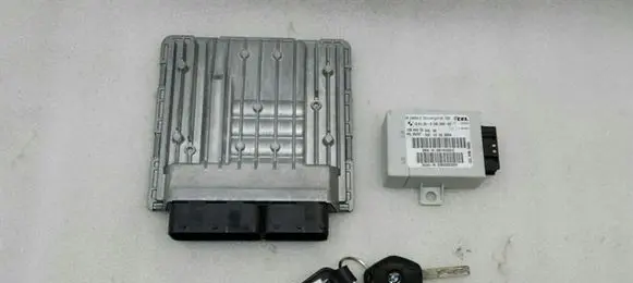 BMW Z4 E85 E86 Engine ECU kit and lock set 9145349