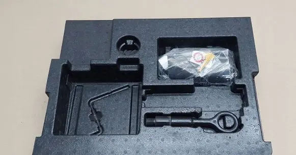 Porsche Panamera (970) Tire air pump compressor 