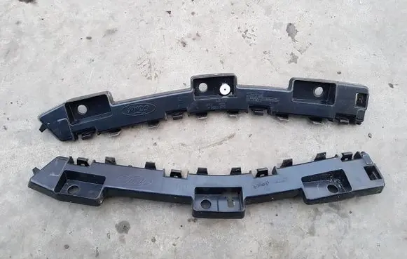 Ford S-MAX Rear bumper mounting bracket