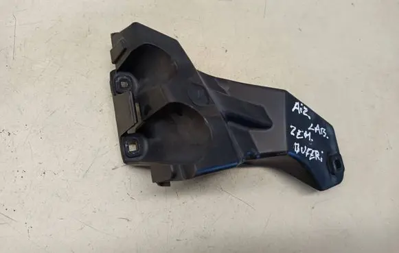 Volvo V70 Rear bumper mounting bracket 08693385