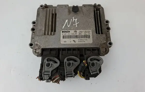 Renault Scenic II - Grand scenic II Engine control unit/module 8200527725 0281012589