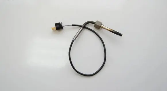 Mercedes-Benz Sprinter W906 Oil temperature sensor A0071537528