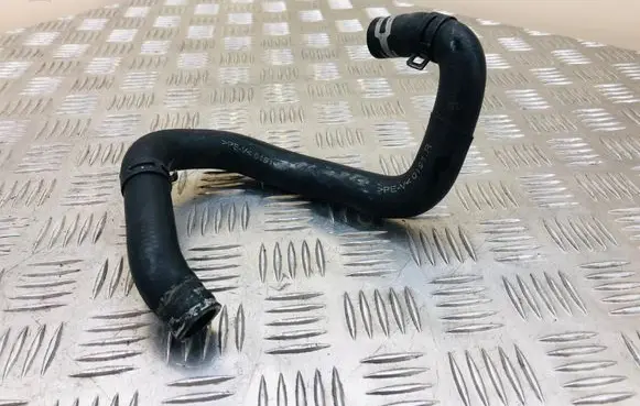 Mercedes-Benz S W221 Engine coolant pipe/hose A2218320423