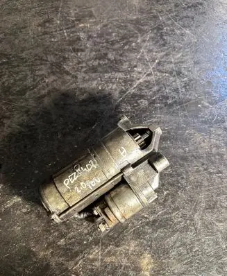 Peugeot 407 Starter motor
