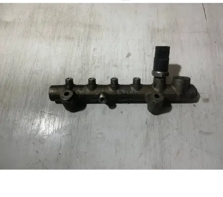 Fuel main line pipe