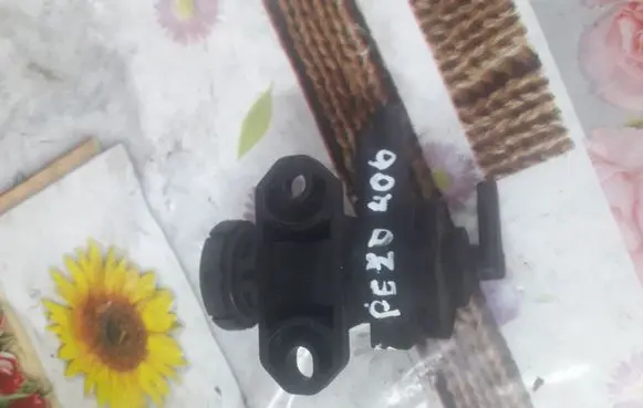 Peugeot 406 Turbo solenoid valve 9035704380
