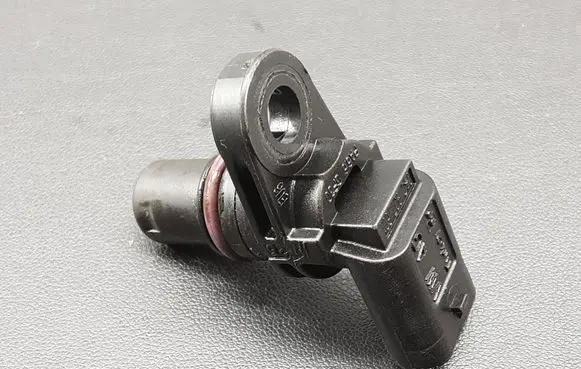 Audi A8 S8 D4 4H Camshaft position sensor 04C907601
