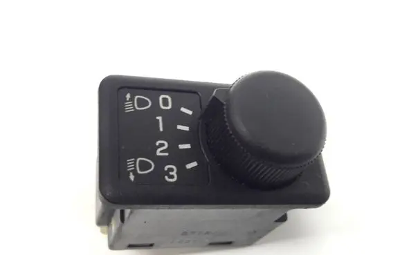 Nissan Almera N16 Headlight level height control switch 37024A