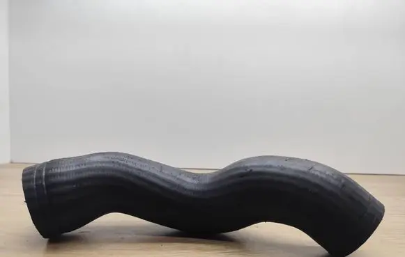 Volvo XC90 Intercooler hose/pipe 30680217