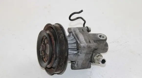 Audi A6 S6 C5 4B Power steering pump 8D0145156A