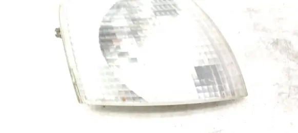 Volkswagen PASSAT B5 Front indicator light 3B0953050C
