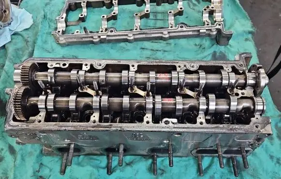 Audi Q7 4L Engine head BTR IMPRK1550060