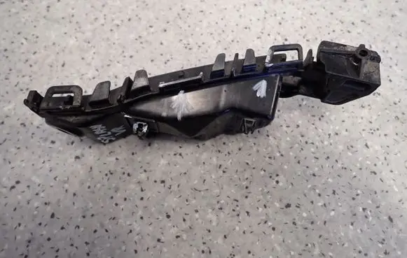 Suzuki Splash Front bumper mounting bracket 