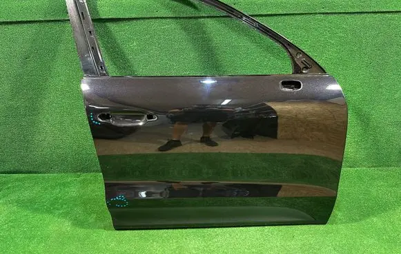 Porsche Macan (95B) Front door 95B831314