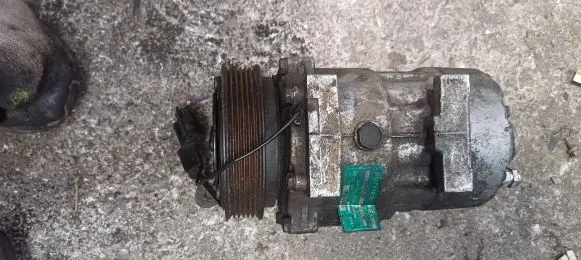 Renault Megane I Air conditioning (A/C) compressor (pump) 7700872159 Sd7v16