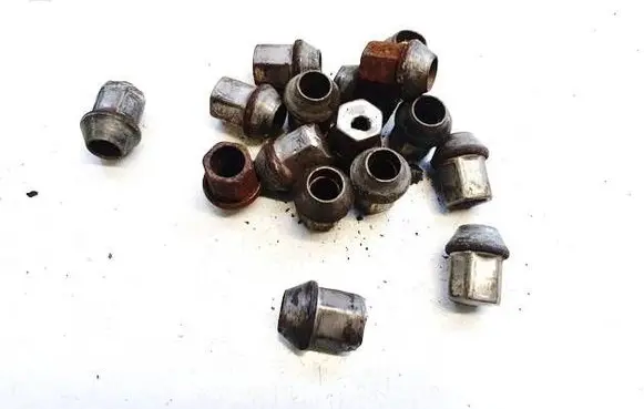 Land Rover Range Rover Evoque L538 Nuts/bolts BJ3227200AD