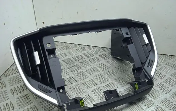 Maserati Ghibli Other dashboard part 670066392