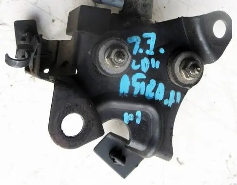 Opel Astra H Vacuum valve 