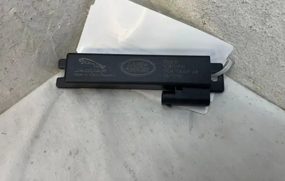 Jaguar XE Keyless system antenna JPLA15K603AB
