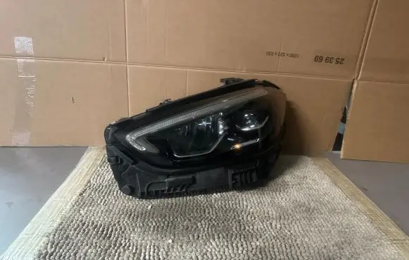 Mercedes-Benz C W206 Headlight/headlamp A2069067103 LE19A6437