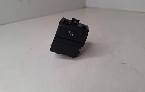 BMW 5 E60 E61 Parking (PDC) sensor switch 915907602