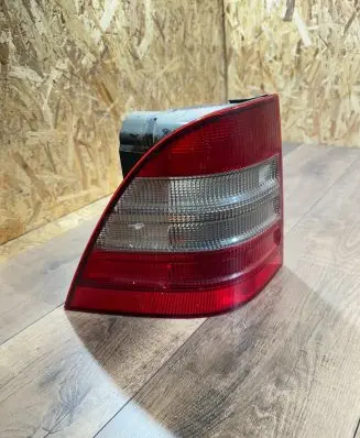 Mercedes-Benz ML W163 Rear/tail lights A1638200164