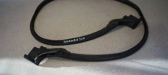 Mercedes-Benz SLK R172 Trunk rubber seal (body) A1727500098