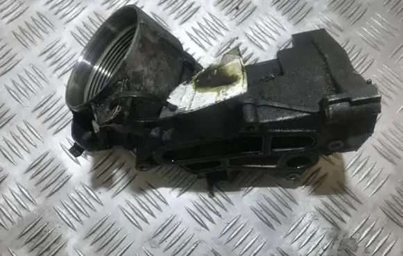 BMW X5 E53 Oil filter cover 