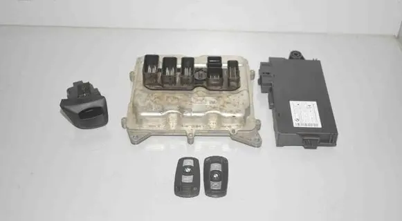 BMW X1 E84 Engine ECU kit and lock set 8610678 9287534 9194399