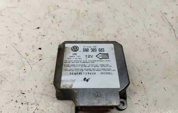 Volkswagen Transporter - Caravelle T4 Airbag control unit/module 6N0909603 5WK4137