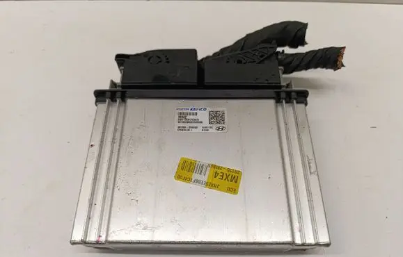 Hyundai Tucson IV NX4 Engine control unit/module 391992M052