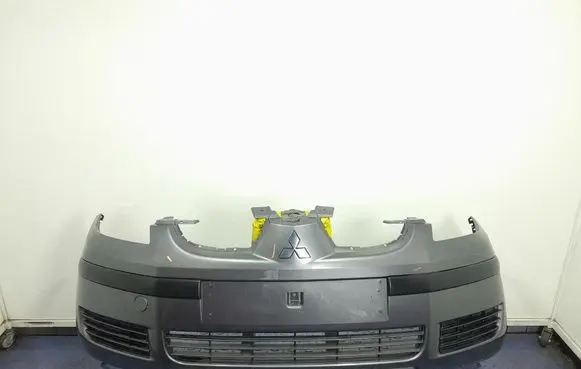 Mitsubishi Colt Front bumper