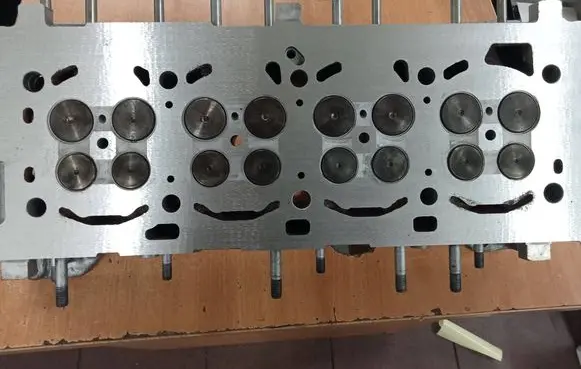 Opel Insignia A Engine head 55571949