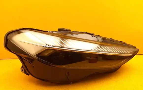 Audi A5 Headlight/headlamp 8B3941036M