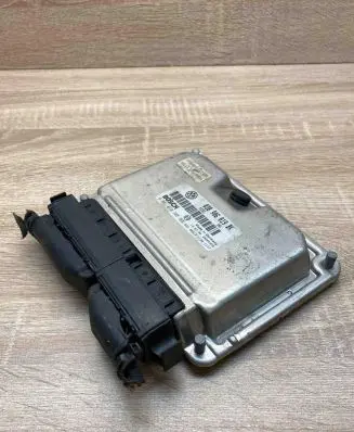 Volkswagen PASSAT B5 Engine control unit/module ECU 038906019BK 0281010305