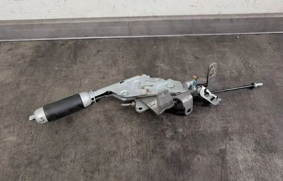 Mini One - Cooper Coupe R56 Handbrake/parking brake lever assembly 6774814 15557110