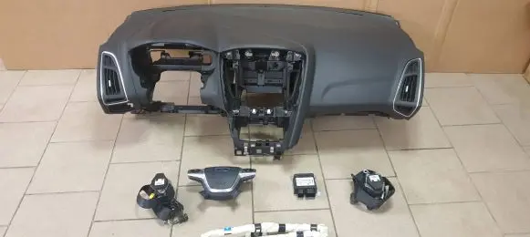 Ford Focus Dashboard C88RA