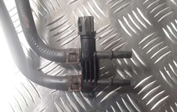 KIA Ceed Other engine bay part